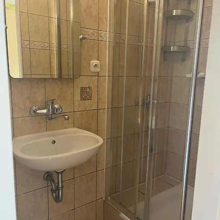 Apartament Victor 아파트 포비에로보