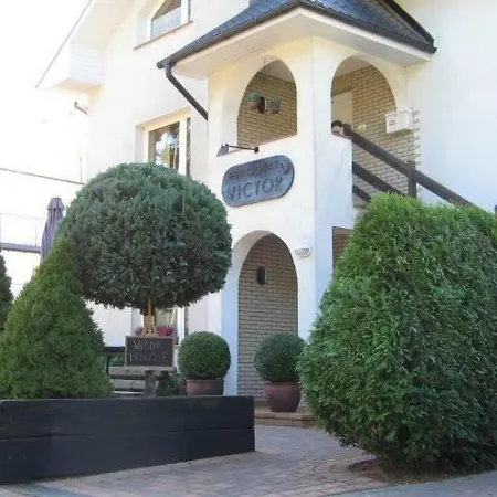 Apartament Victor * 포비에로보
